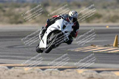 media/Jan-15-2026-Racers Edge (Thu) [[dfebeb70ab]]/3-B Group/Session 2 (Turn 11)/